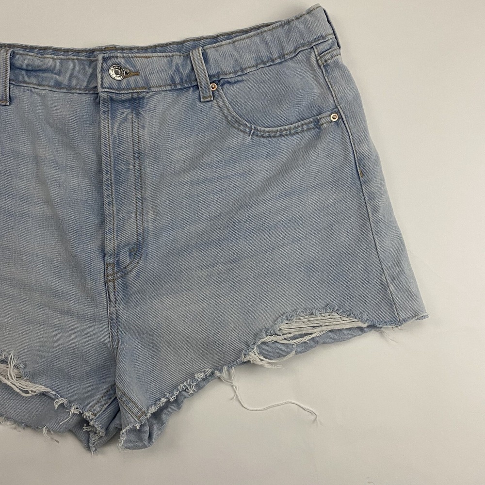 Wild Fable Highest Rise Cutoff Denim Blue Jean Shorts Size 18 Light Wash Cotton - Picture 4 of 10